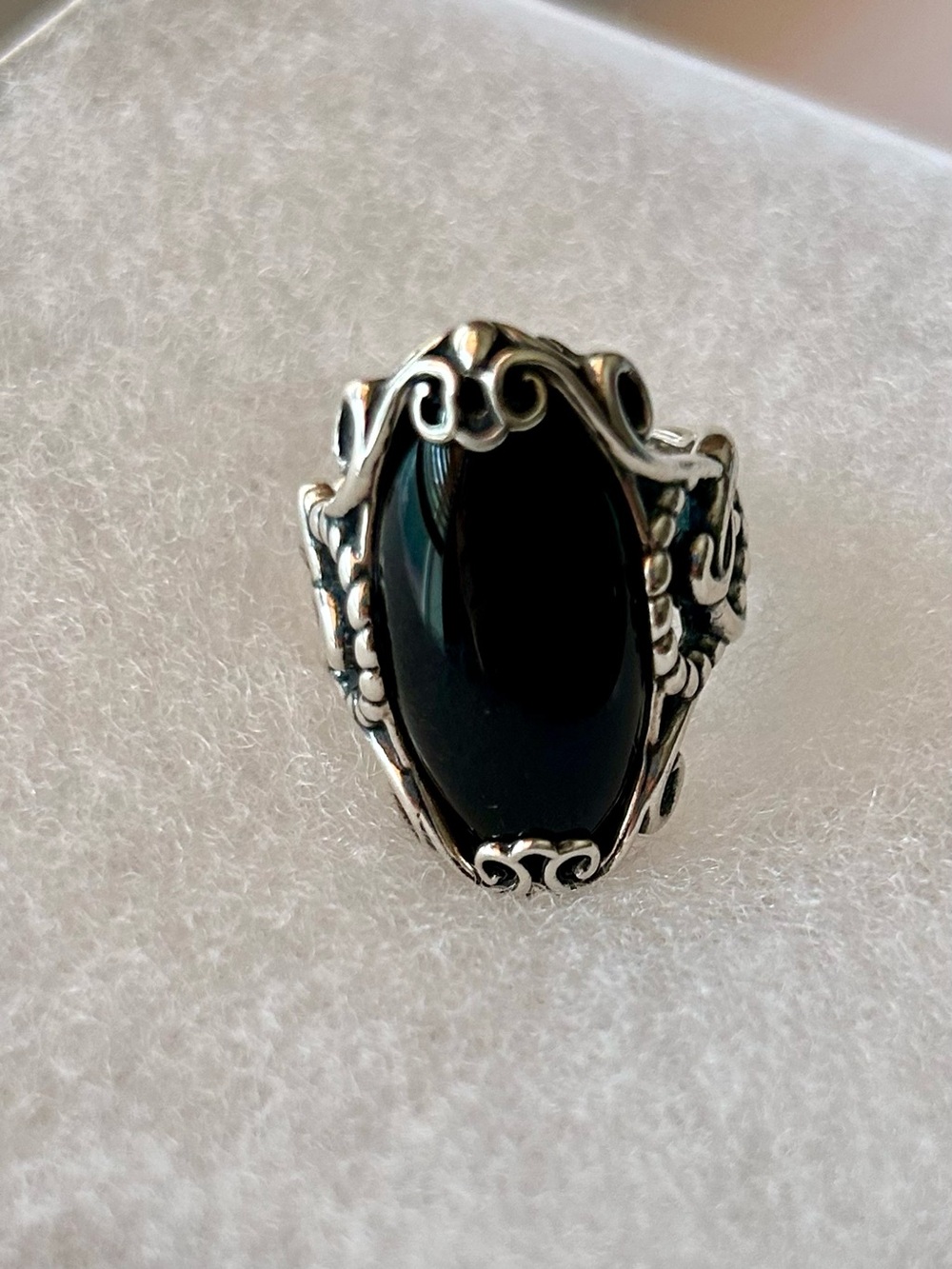 Carolyn Pollack Sterling Silver Large Oval Black Onix Ring  Size 6.5